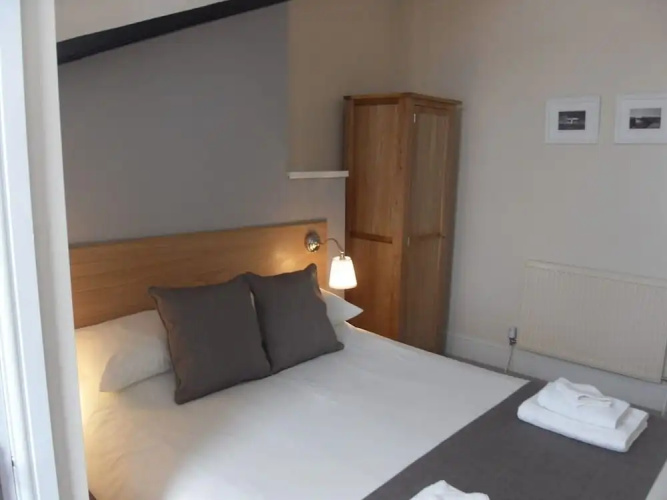 Powys Lodge