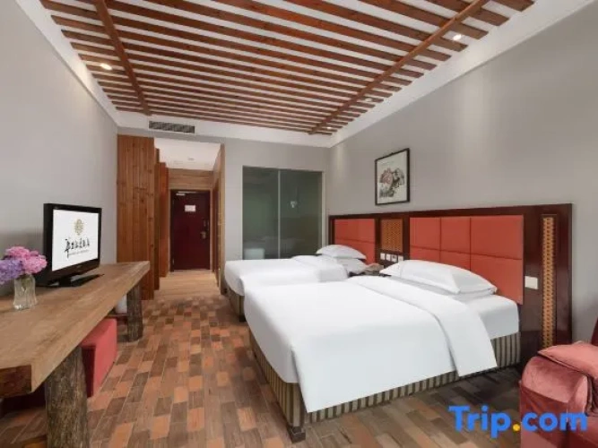 Standard Twin room with mountain view