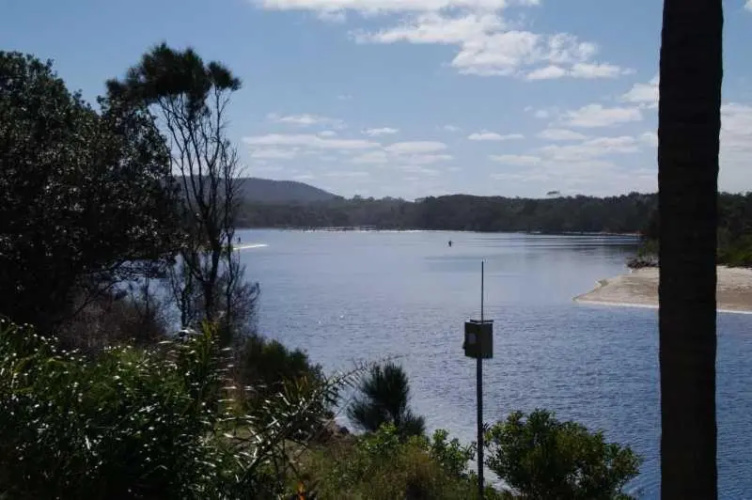 Beachfront 6, 25 Willow Street
