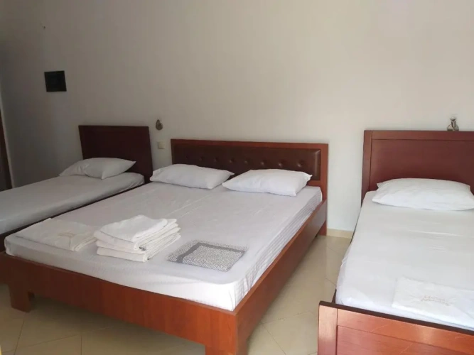 Economy Quadruple room