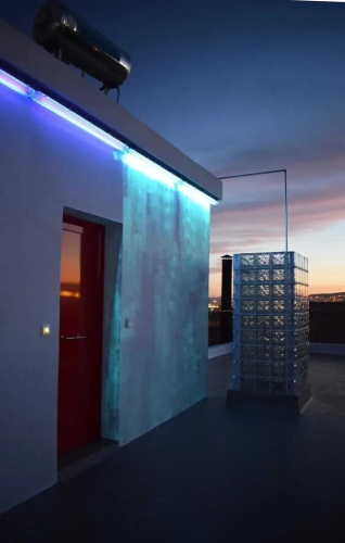 Rooftop studio breathtaking views by GHH