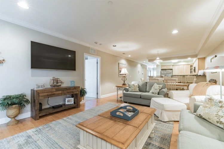 NW101 West Spruce Ave-113