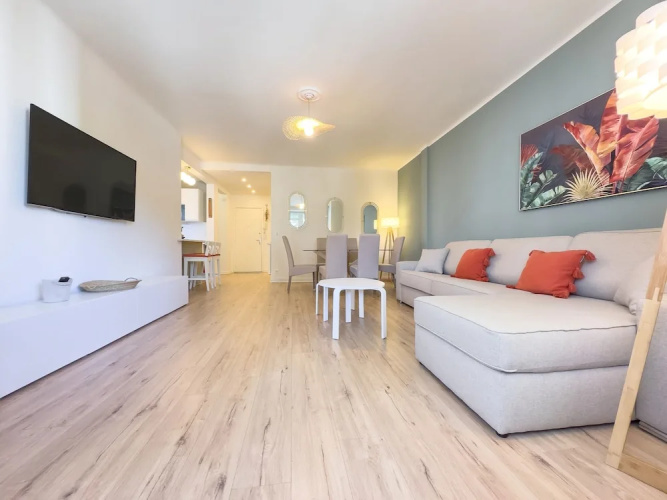 Le Palm in Cannes With 1 Bedrooms and 1 Bathrooms