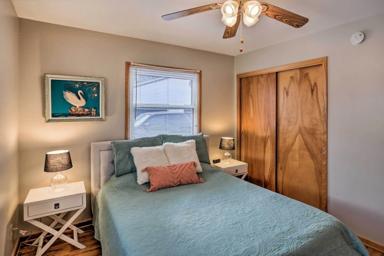 2 Bedrooms Apartment
