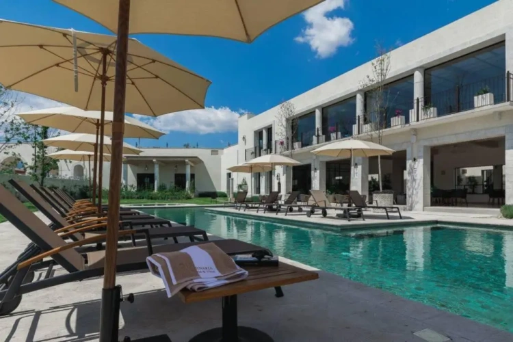 3 Bedrooms Villa