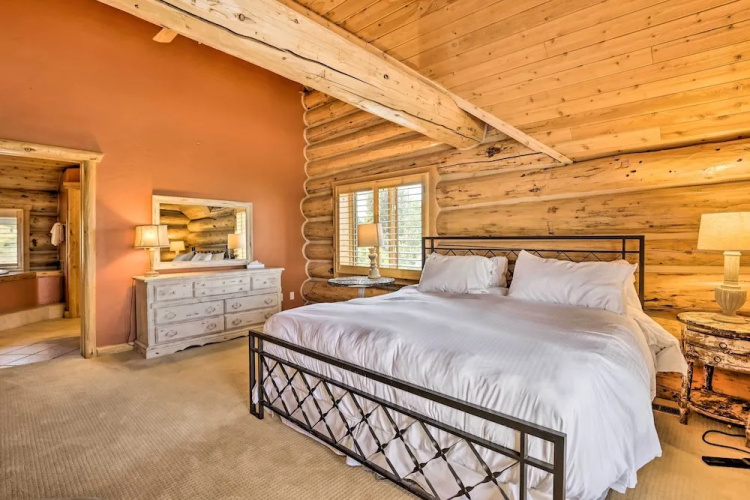 Skiing & Hiking Access: Spacious Granby Cabin!