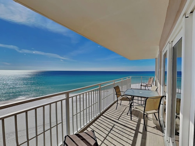 3 Bedrooms Standard room with balcony