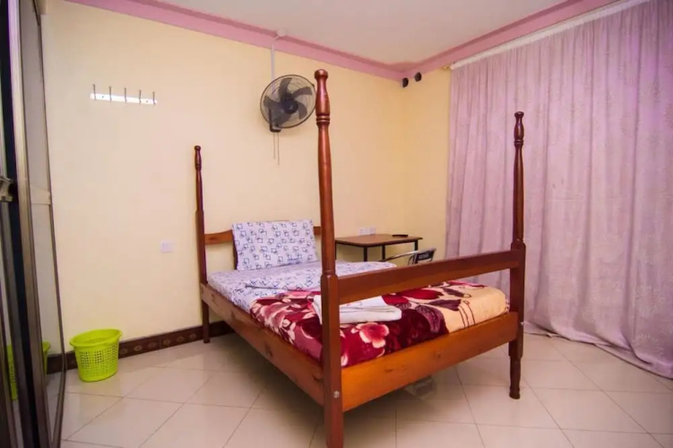 Leosim Hotel