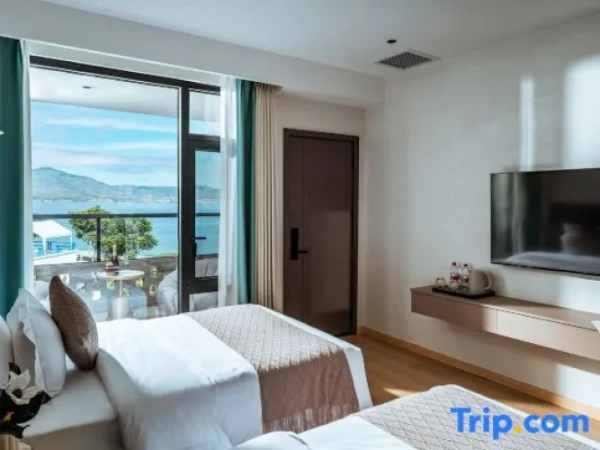 Economy Twin room with sea view
