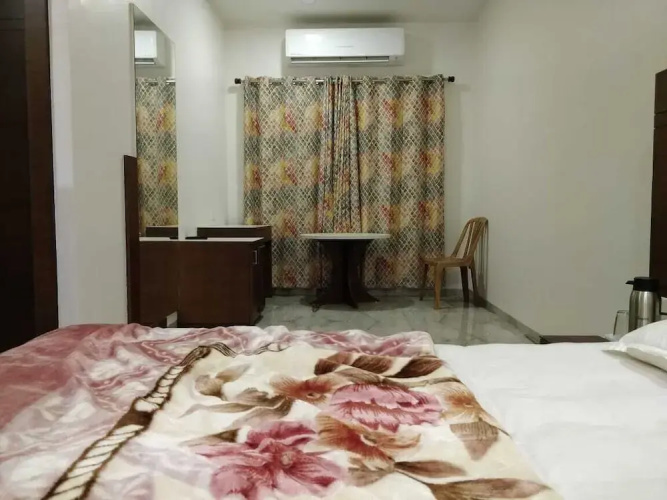 Hotel Geetanjali