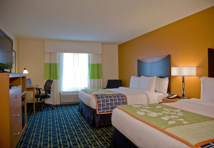 Fairfield Inn & Suites by Marriott Commerce