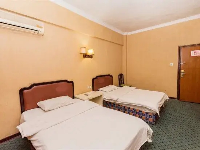 Kangbin Hostel