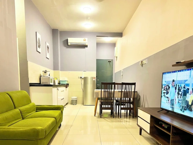 3 Bedrooms Apartment