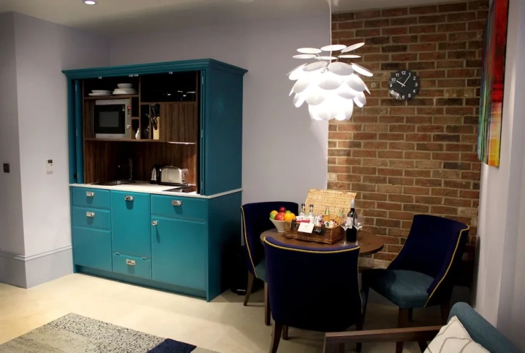 Deluxe Apartment