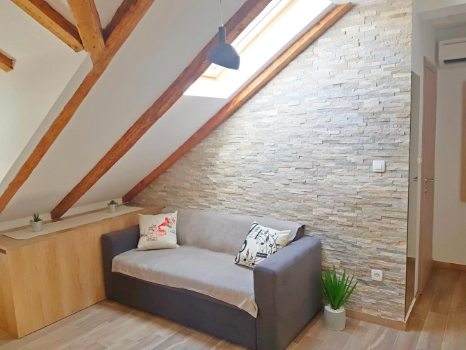 Attic Split apartment near city centre