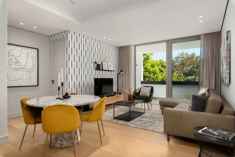 Grand Apartment with balcony