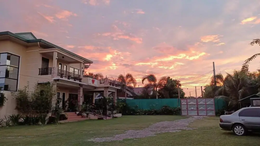 Elenem Resort