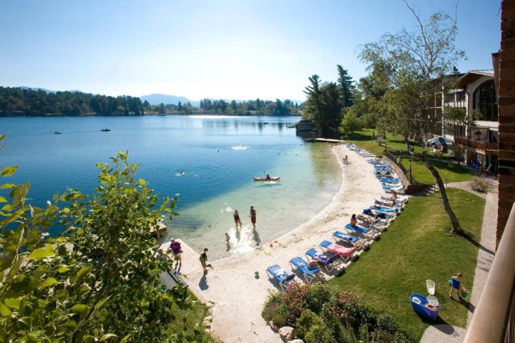 Standard Double room with lake view