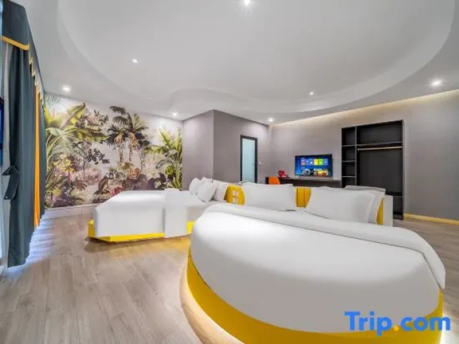 2 Bedrooms Suite