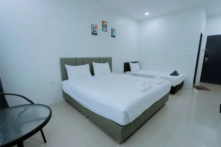 The Rich Hotel