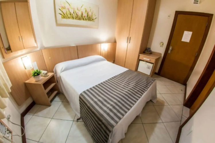Diaudi Hotel