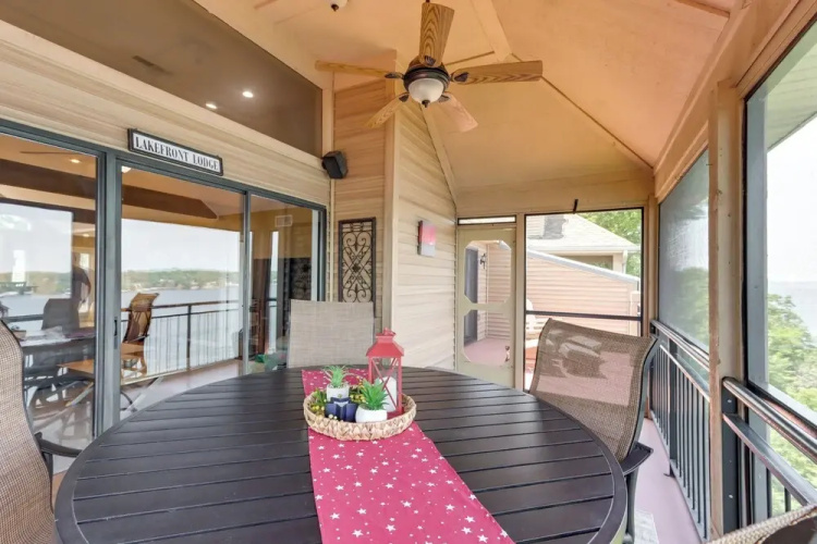 Pool Access + Views: Waterfront Lake Ozark Escape