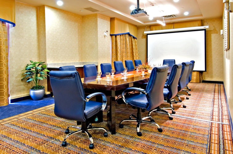 Holiday Inn Express & Suites Riverport Richmond photo 21