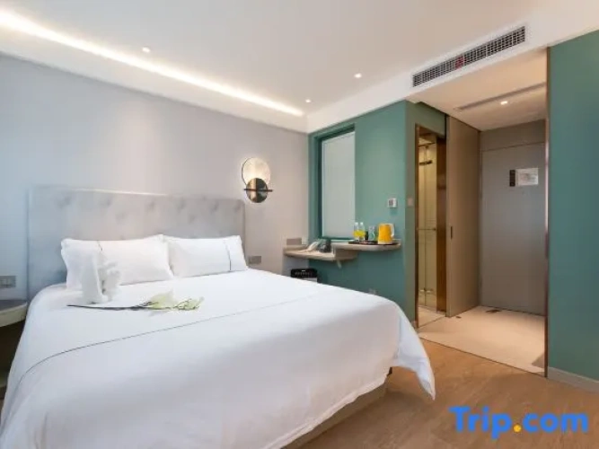 Standard Double room with view