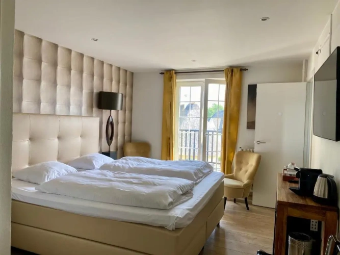 Standard Double room with balcony