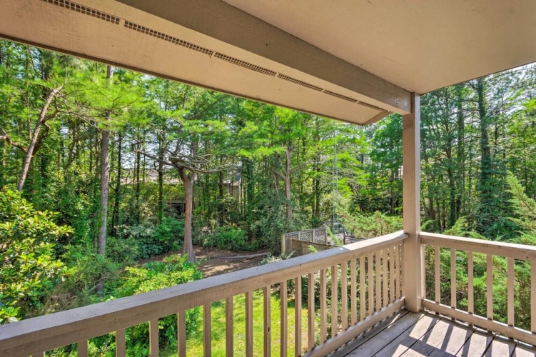 2 Bedrooms Apartment with balcony