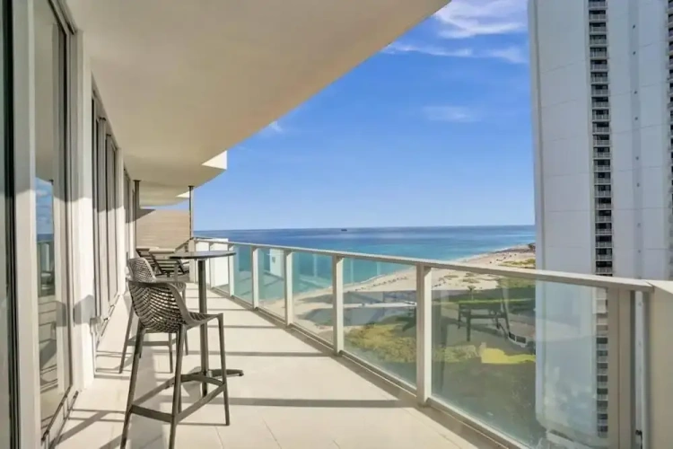 2 Bedrooms Standard room beachfront