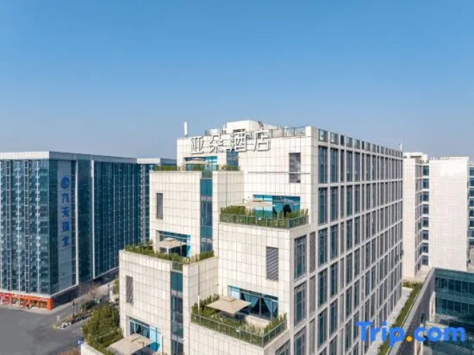 Atour Hotel