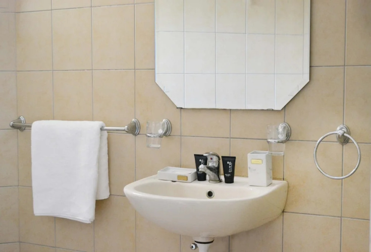 Beautiful Modern Apartment  3BDR E3