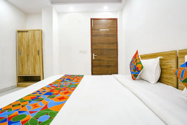 Hotel Silver Crown