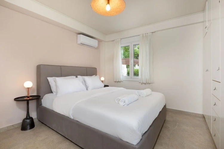 2 Bedrooms Apartment with Garden with sea view