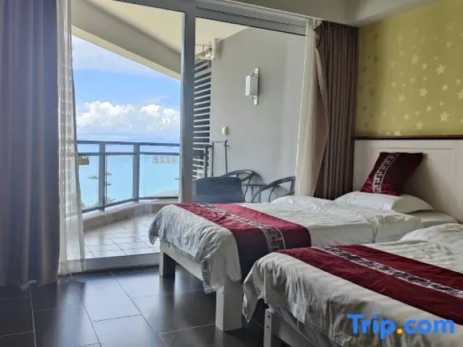 Deluxe Family Suite with balcony and with sea view