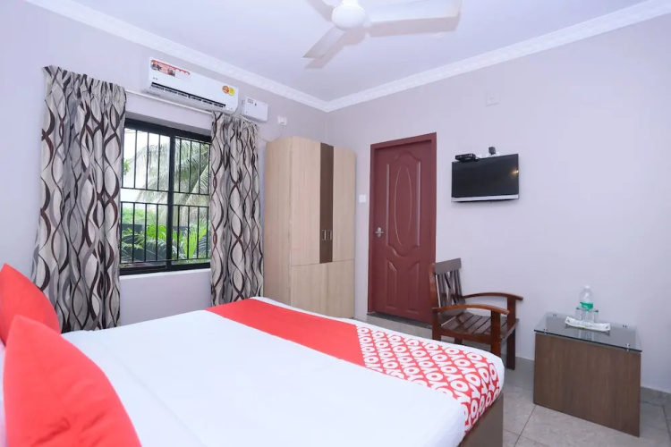 OYO 23116 Gino Tourist Home