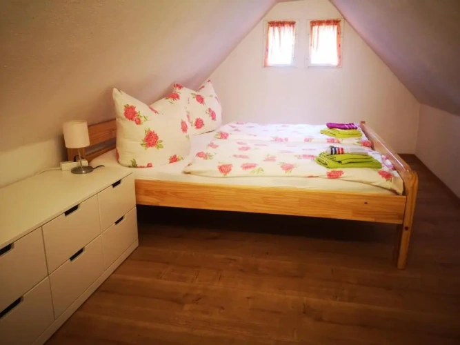 3 Bedrooms Cottage