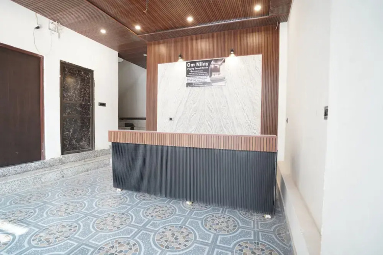 Om Nilay Paying Guest House By GRB