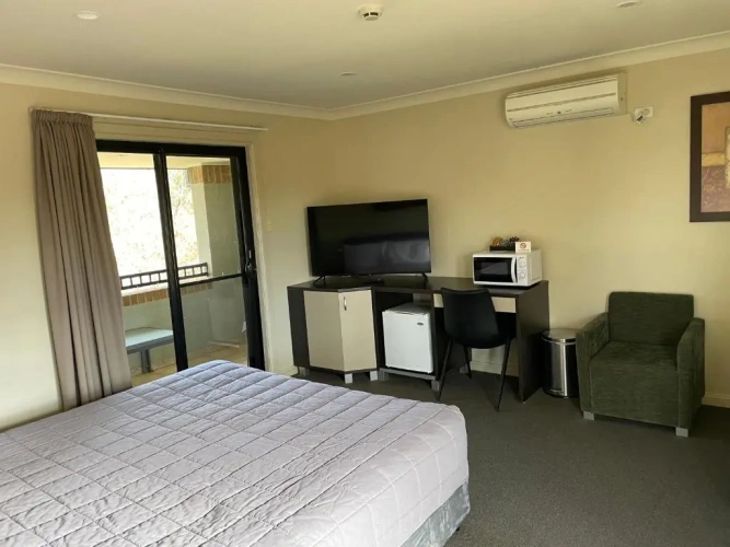 Standard room with view