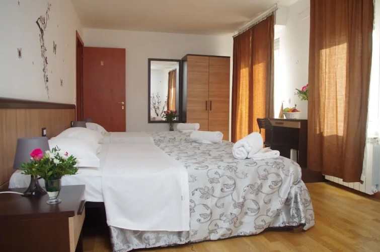 Standard Quadruple room with balcony