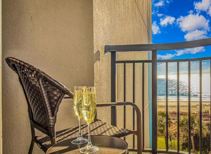 Oceanfront 1 Bedroom 2 Bath Suite Boardwalk 439