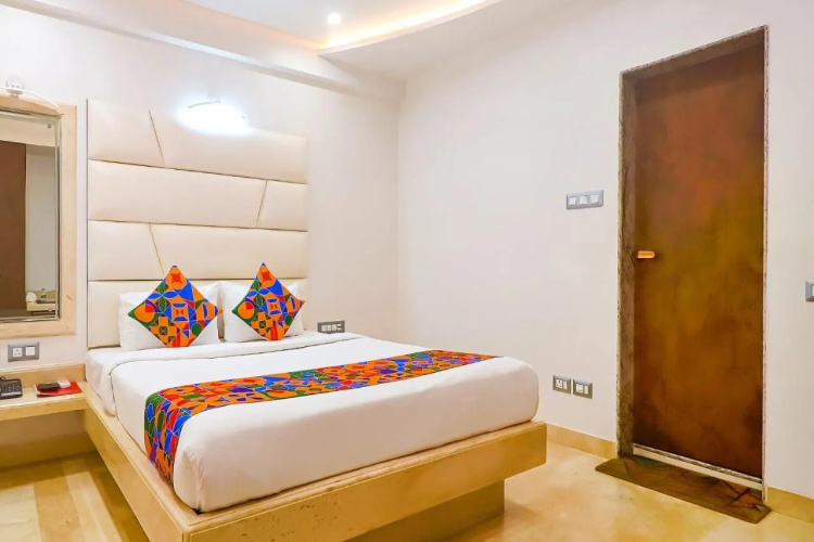 Fabhotel Ruklo