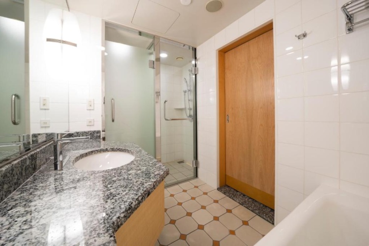 Premium Double room with city view