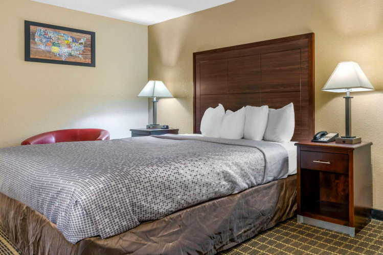 Econo Lodge La Crosse North