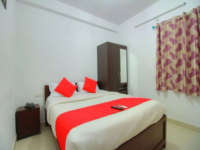 Oyo 15478 Lalana Residency