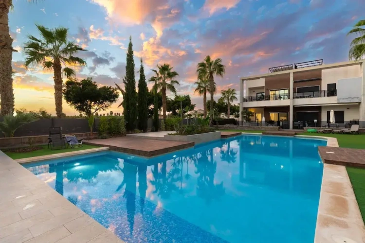 Villa