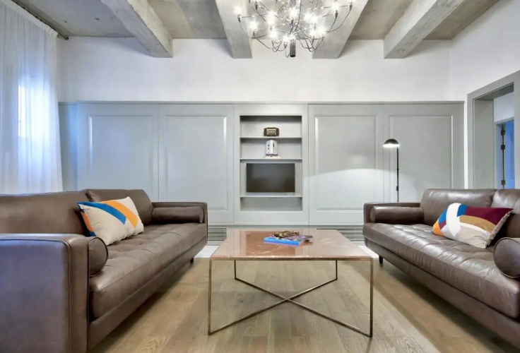 10 Strait Street Apartments