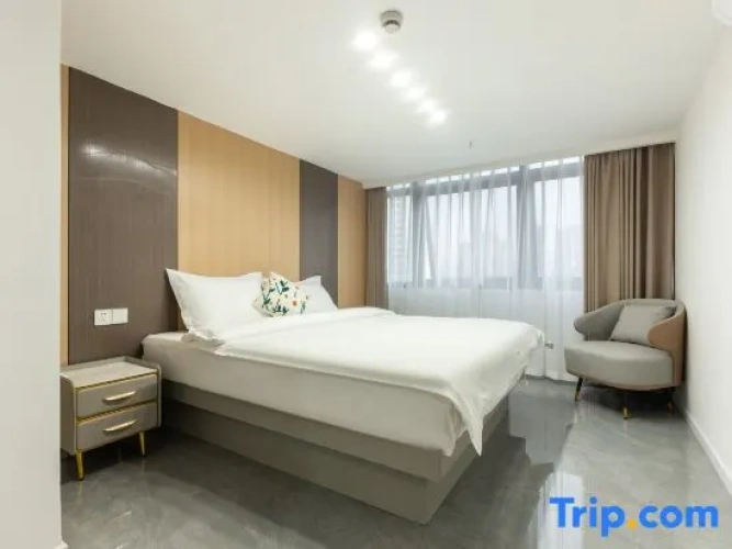 4 Bedrooms Deluxe Family Suite