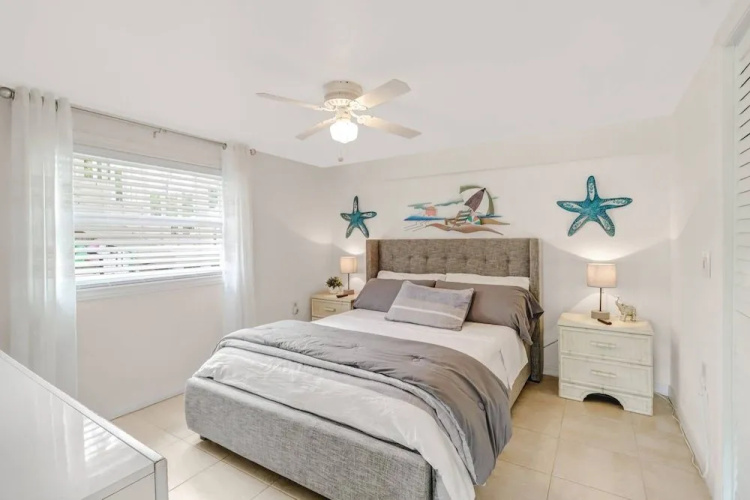 116 Bay Mar Dr